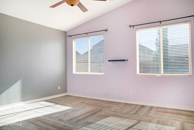 Building Photo - 46011 W Keller Dr