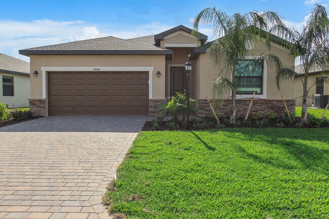 Building Photo - 14848 Portico Blvd