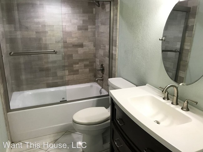 Building Photo - 3909 W Cleveland St