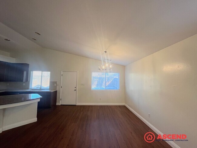 Building Photo - Charming 3-Bedroom in Southwest!