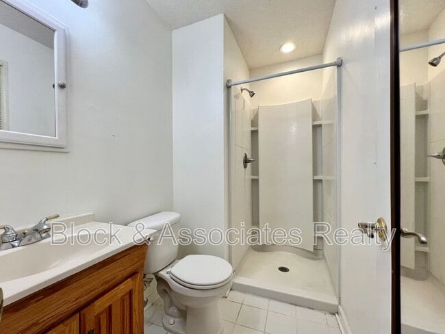 Building Photo - 5309 Bent Tree Ct