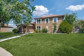 Building Photo - 8029 Rice Dr