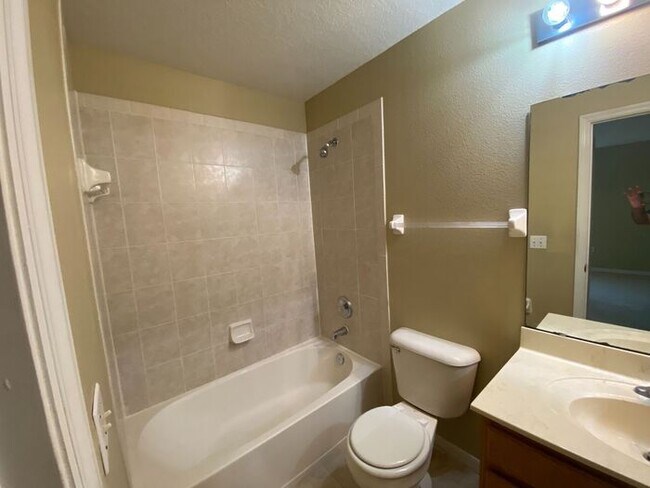 Building Photo - 5021 Ashford Falls Ln