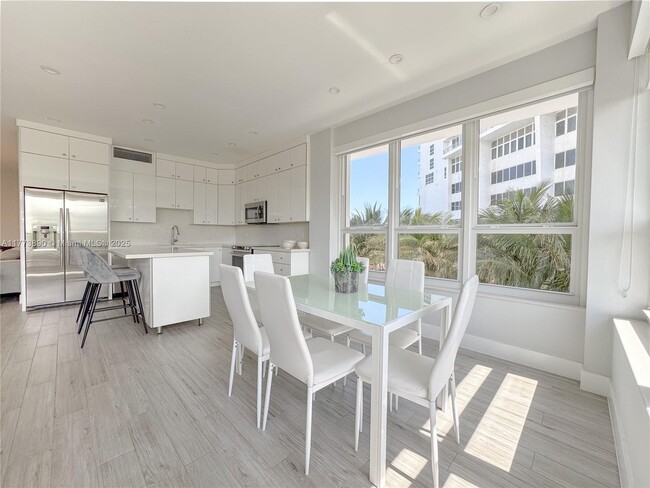 Building Photo - 4925 Collins Ave