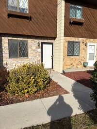 Building Photo - 2705 Sood Rd