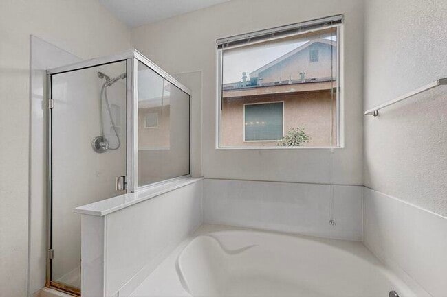 Building Photo - 8155 Ventana Azul Ave NW