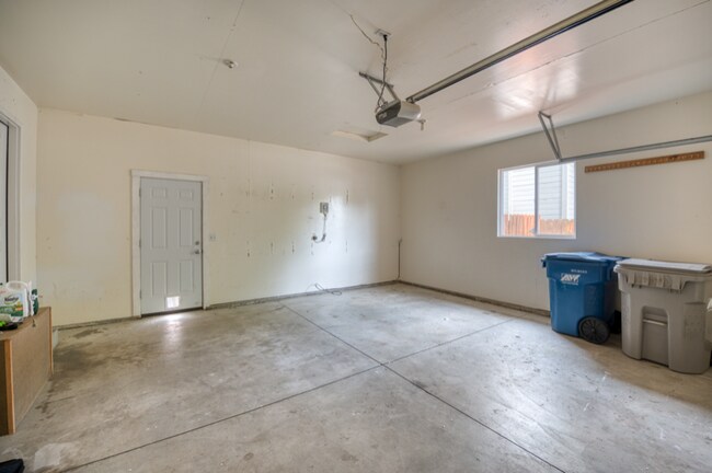 Building Photo - 7150 W Tobi Ct