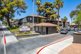 Building Photo - Solaire