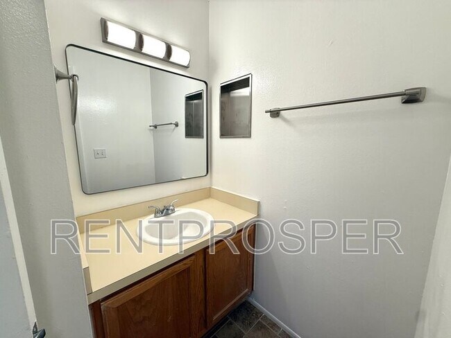 Building Photo - 4117 S Semoran Blvd