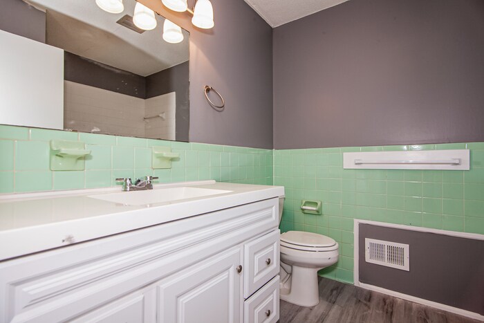 Building Photo - 626 Wellons Dr