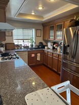 Building Photo - 21616 Laurelrim Dr