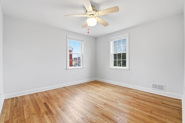 Building Photo - Newly Remodeled 3BR Semi-Detached in Catonsville | Refinished Oak Floors | Updated Kitchen + Bath...