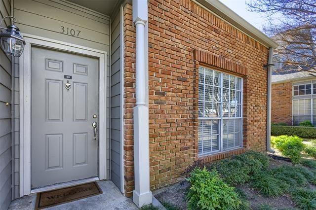 Building Photo - 12680 Hillcrest Rd