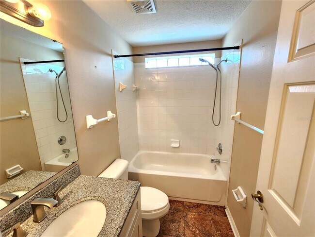 Building Photo - 322 Summer Sails Dr