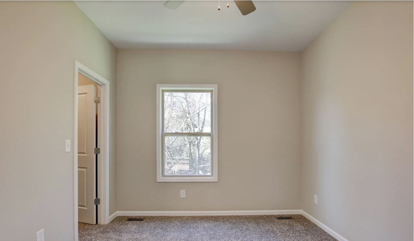 Building Photo - 420 S 2nd St