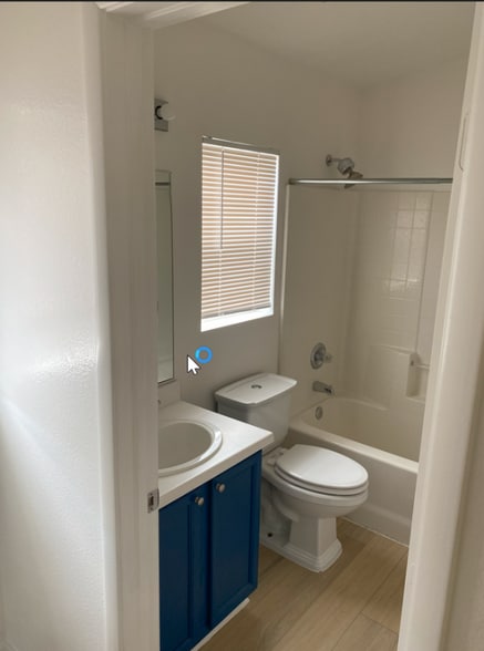 Building Photo - 5989 Trickling Descent St