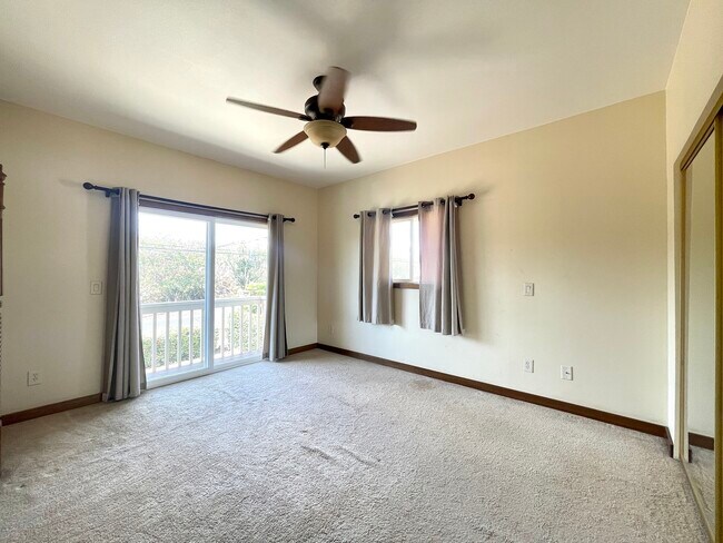 Building Photo - 5146 Lawai Rd