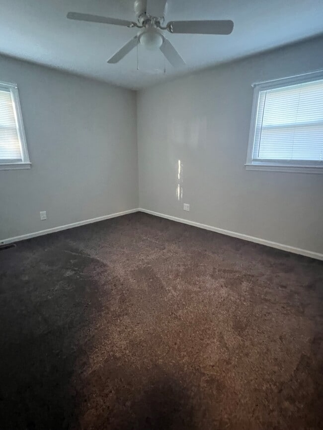 Building Photo - 9483 US-421