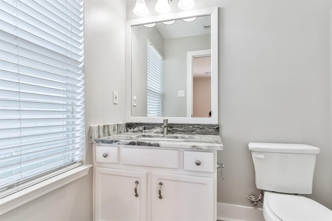 Building Photo - 6219 Spruce Bough Ct