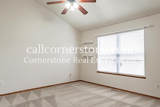 Building Photo - 630 Fernglen Ct