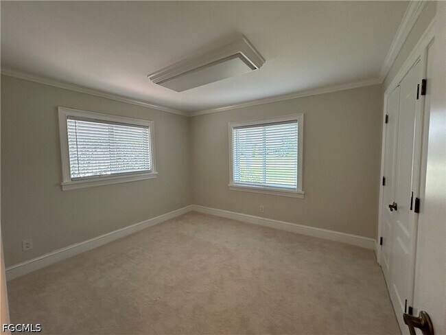 Building Photo - 225 3rd St W