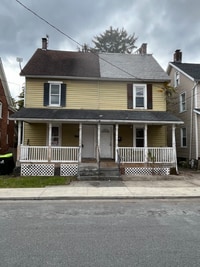 Building Photo - 127 N 1st St