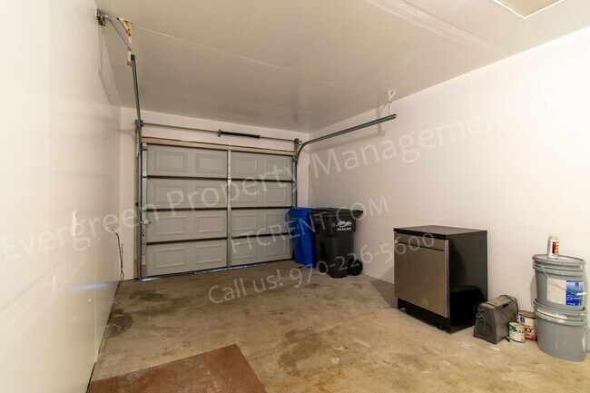 Building Photo - 2439 Clearview Ave