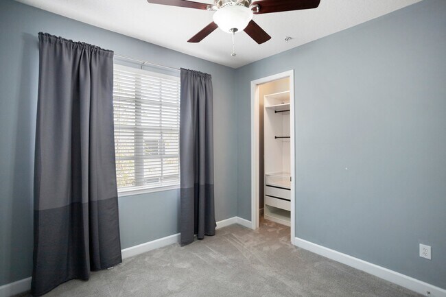 Building Photo - 3111 W De Leon St