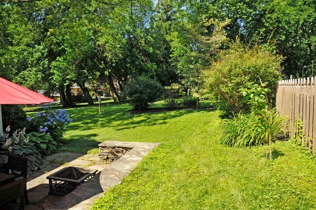 Building Photo - Columbia, MD