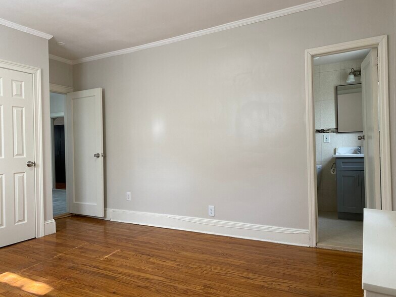 Building Photo - 6749 Juno St