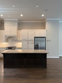 Building Photo - 10915 Brookeshire Chase Ln