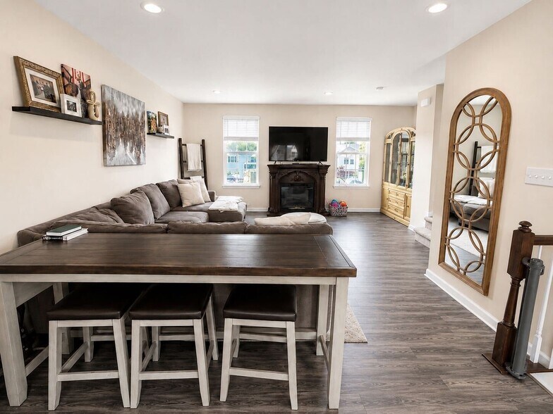 Building Photo - 2305 Lamington Ct
