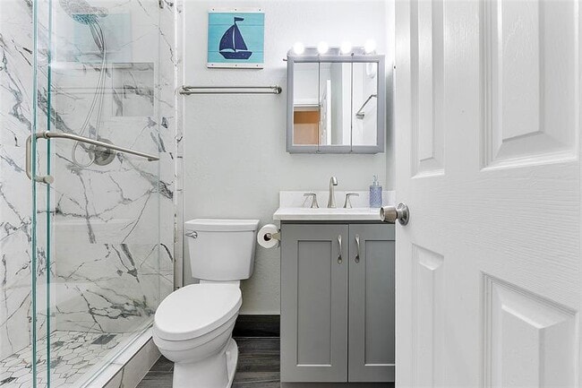 Building Photo - 3200 Coral Springs Dr