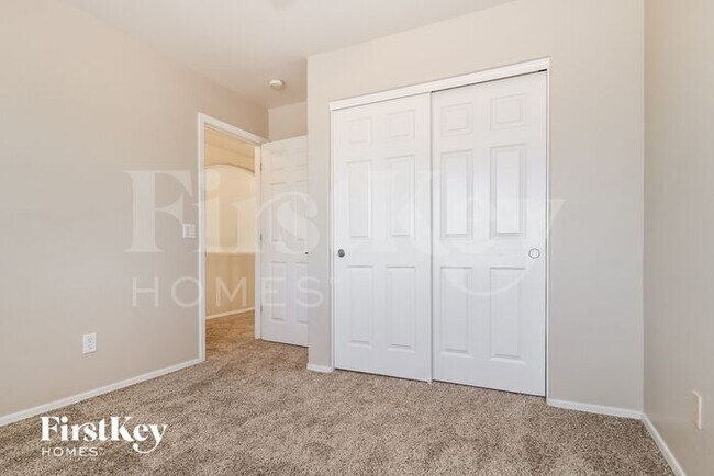 Building Photo - 14524 W Evans Dr