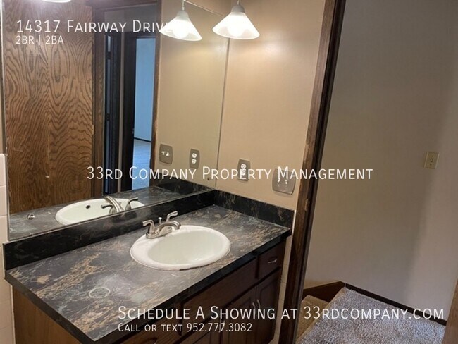 Building Photo - Eden Prairie 2 Bed/2Bath Condo!