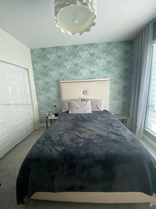 Building Photo - 4745 NW 84th Ct