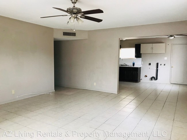 Building Photo - 3 br, 2 bath House - 2125 Club Avenue