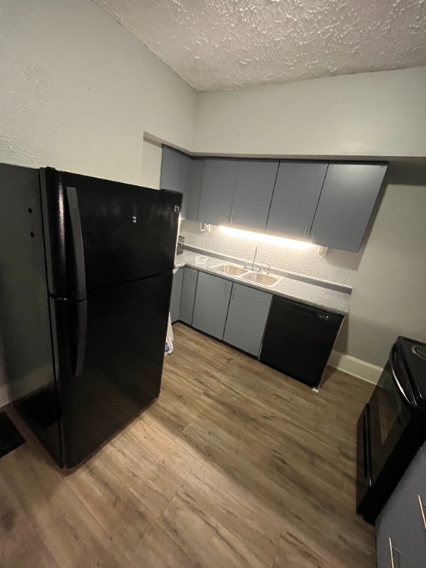 Building Photo - 101-103 Green St