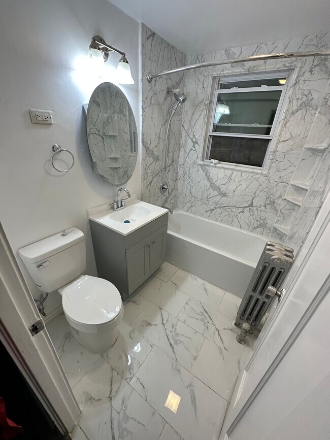 Building Photo - 5418 N Kimball Ave