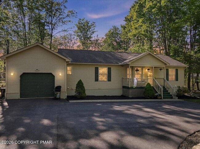 Building Photo - 12 Rockway Ct