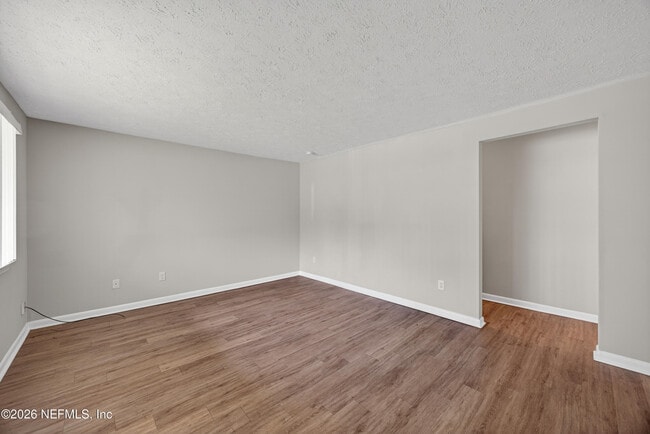 Building Photo - 4177 Timberlake Dr E