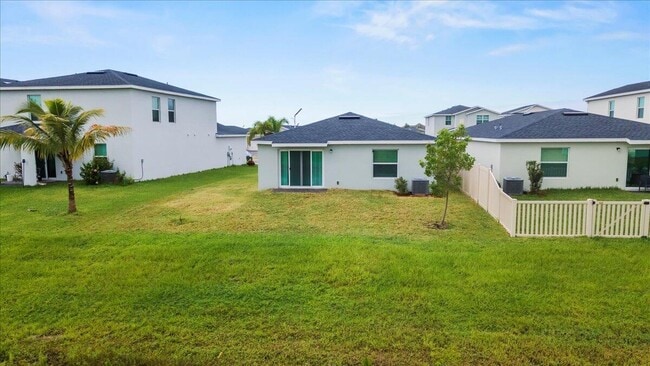 Building Photo - 1338 Colebrook Cir SW