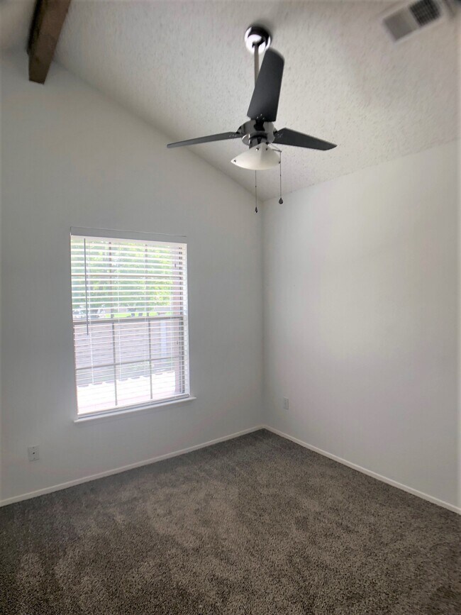 Building Photo - 2510 Grants Lake Blvd