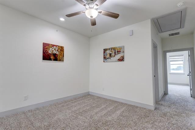 Building Photo - 6043 Rivendell Dr