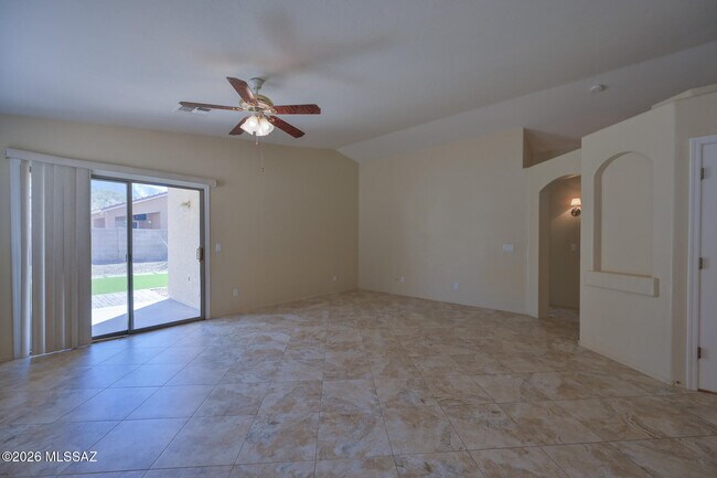 Building Photo - 2468 E Stone Stable Dr