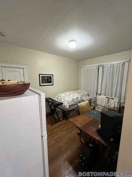 Building Photo - 38 Hemenway St