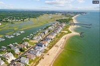 Building Photo - 31 Bay Front Pl