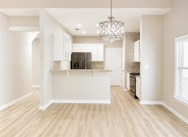 Building Photo - 2023 Executive Dr N