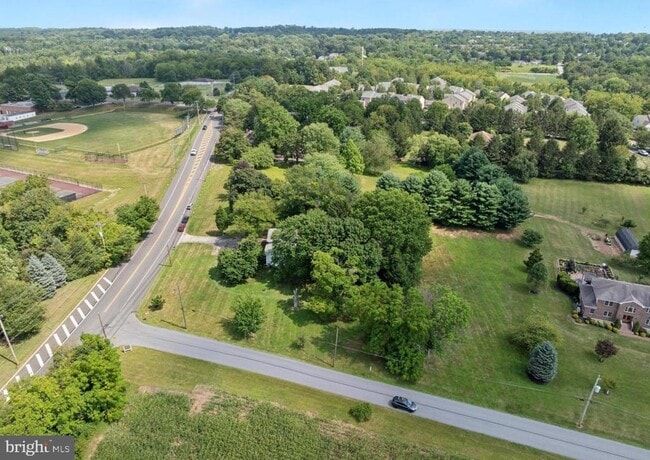 Building Photo - 3334 Germantown Pike