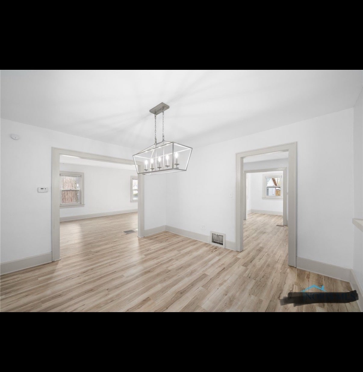 Dining room - 476 Shasta Dr